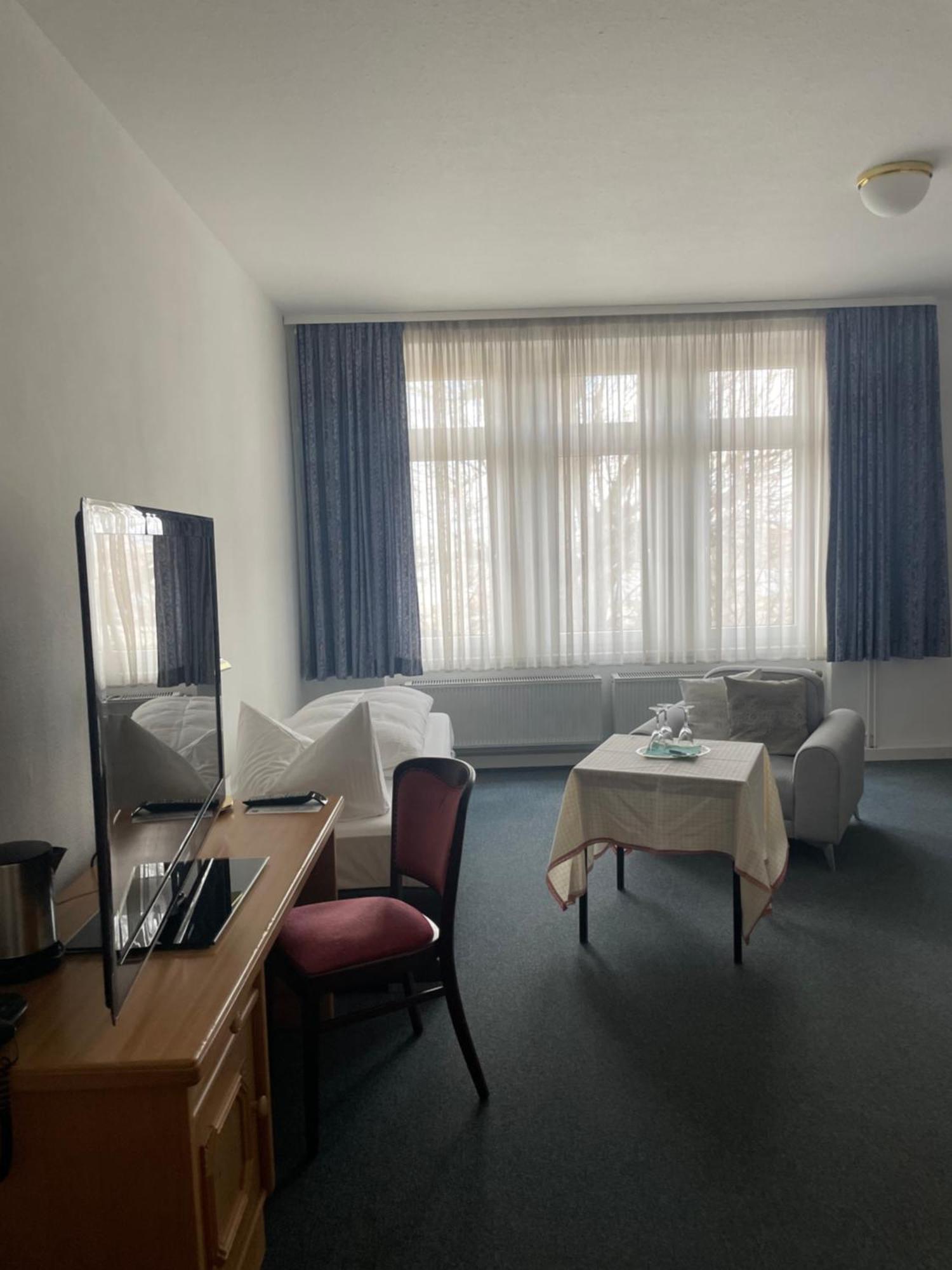 Hotel Krone Arnstadt Oda fotoğraf